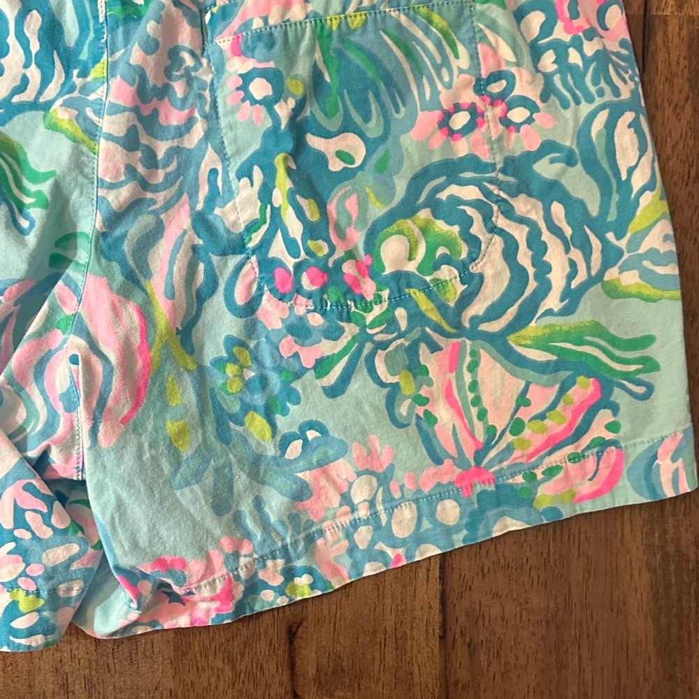 Lily Pulitzer Women’s Pastel Floral Print Casual Shorts Size S. GUC - Picture 12 of 12